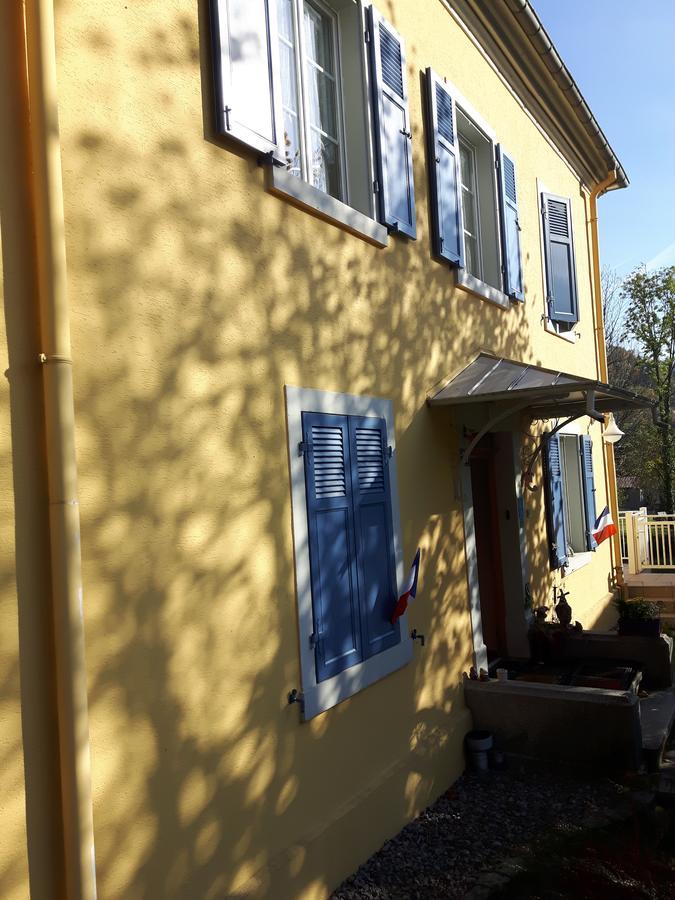 Les Volets Bleus Alsace Vosges Bed & Breakfast Urbes Exterior photo